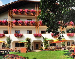 Гостиница Hotel Mair Am Bach  Бриксен